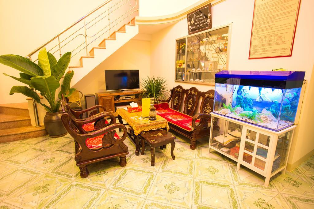 Holy Land Homestay Hoi An Exteriör bild