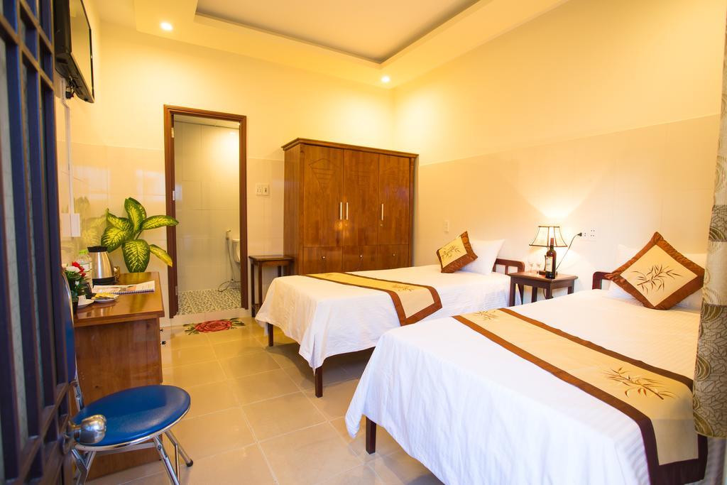 Holy Land Homestay Hoi An Exteriör bild